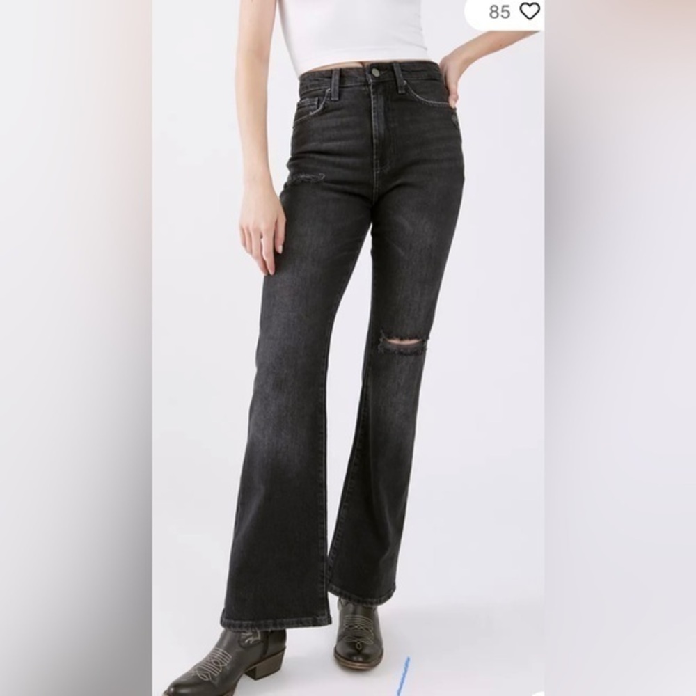 NWT BDG Black high rise, wide leg flare stretch, jeans, size 27 (Fits small!)